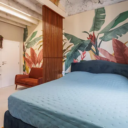 Jungle Flat